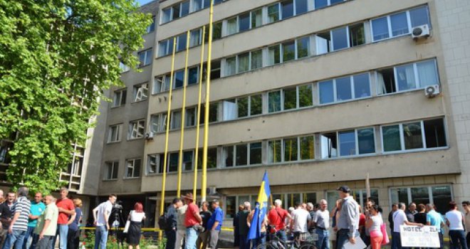 Tuzlanska Dita u stečaju traži spas: Proizvodi u prodavnicama od 1. juna