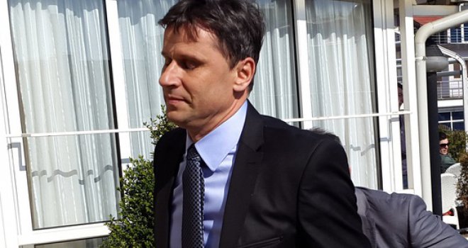 Iz DF-a poručuju: Tražimo da se Novalić očituje o Osmanagiću