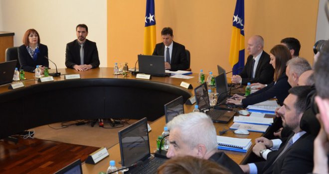 Novalić: Uzrok nesuglasica u Vladi FBiH je težnja nekih da imaju monopol nad privrednim subjektima