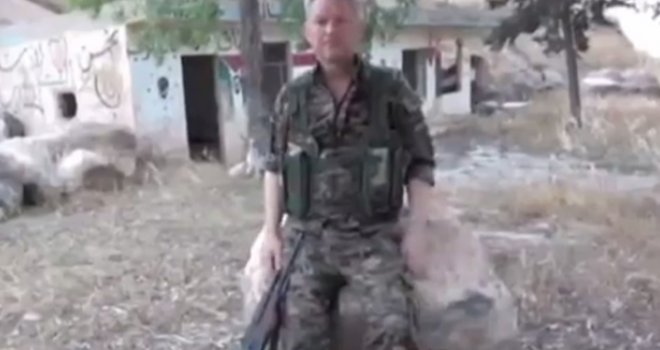 Glumio u Piratima s Kariba, a sada se s Kurdima  bori protiv džihadista u Siriji