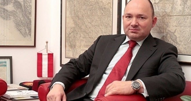 Pammer: Počnite s reformama ili ćete kliznuti u katastrofalnu ekonomsku krizu!