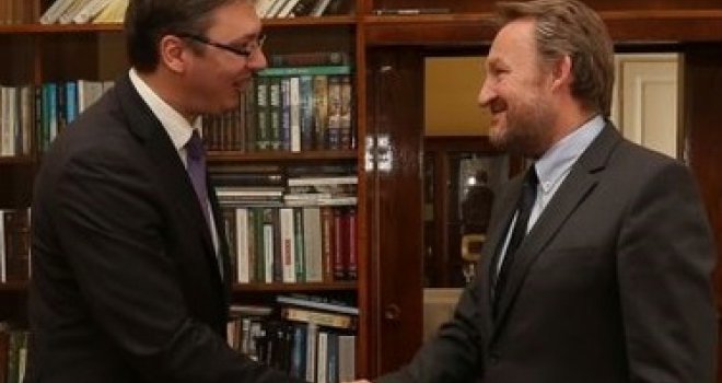 Vučić pozvao Izetbegovića da zajedno posjete srpska stratišta