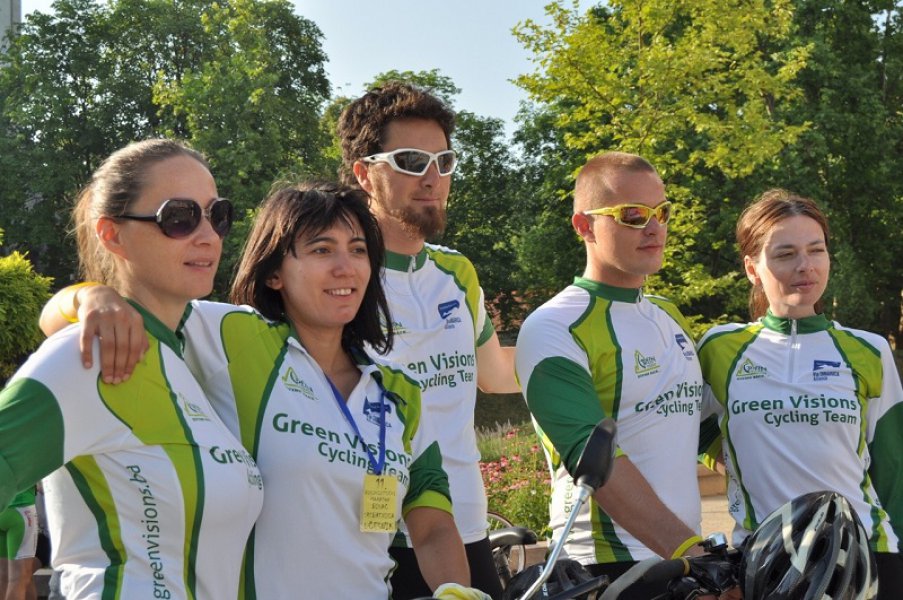 biciklisticki-ultramaraton-krenuo-iz-bihaca-za-srebrenicu-2015-3