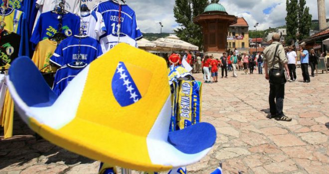 Radimo i po tri posla, kako bismo rodbini u Sarajevu slali pare. A oni misle da tamo pečene kokoške padaju s neba...