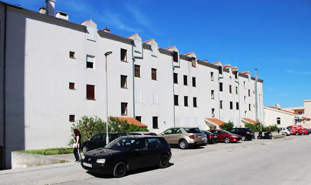 stan-dragan-covic-makarska