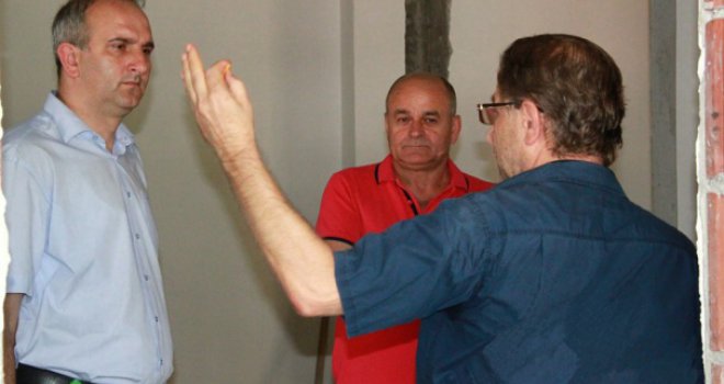 Tešanjski biznismen Hajrudin Ahmetlić donirao 250.000 KM za izgradnju objekta djeci sa posebnim potrebama