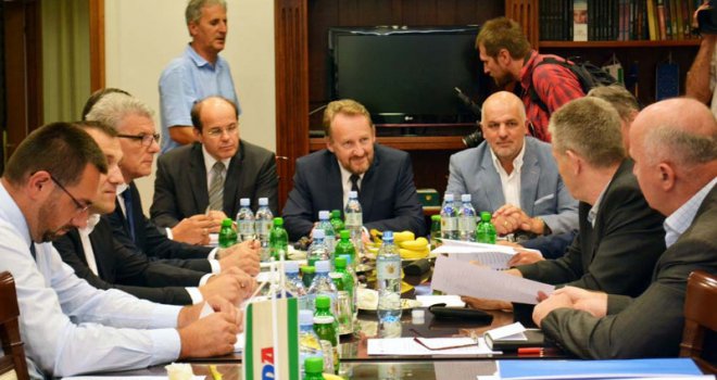 SDA na mukama, BPS ne želi u koaliciju: 'Nećemo da odgovaramo za nešto za šta se ne pitamo!'