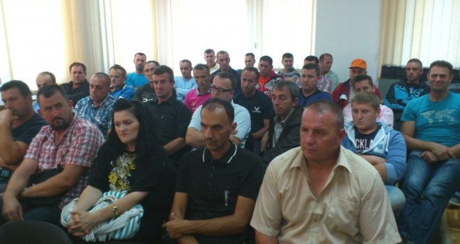 I dalje traje bojkot nastave u Zvorniku zbog nametanja 'bošnjačkog jezika'