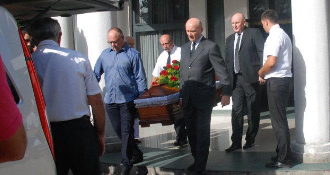 Otkriven razlog Prlićevog puštanja iz Haga na privremenu slobodu