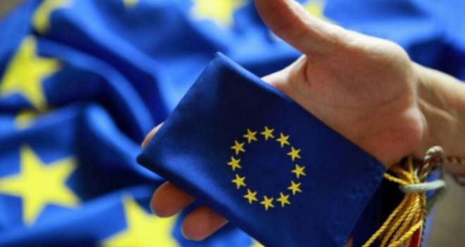 Uništena ekonomija i etničke podjele: BiH u EU ne može prije 2025. godine