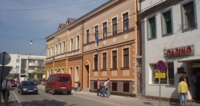 Iz BiH masovno odlaze cijele porodice: Nauče 'Arbeit, Ich spreche etwas deutsch' i odlaze u Njemačku