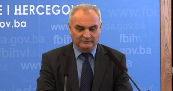 Skandal u Parlamentu FBiH: RS država, federalni ministar Jozić se izvinjavao poslanicima