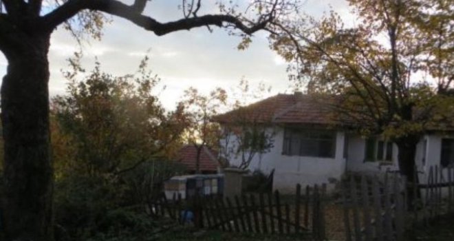Pokolj u Srbiji: Komšija ubio majku i kćerku, pa izvršio samoubistvo