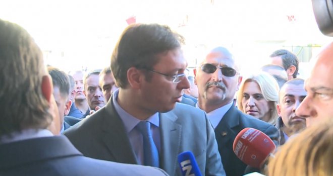 Vučić: Poklonio sam se nevinim srebreničkim žrtvama