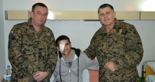 Anto Jeleč posjetio vojnika povrijeđenog u napadu u Rajlovcu