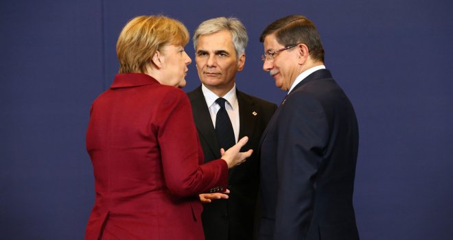 Dok Davutoglu najavljuje novu eru u odnosima s EU, evropski lideri upozoravaju da Turskoj ne treba previše obećavati