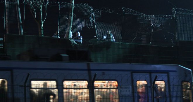 Eksploziju u Istanbulu izazvala bomba postavljena pored puta