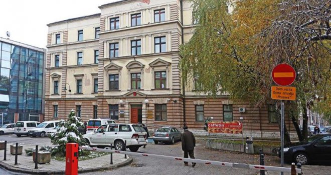 Kako se zapošljavalo u Domu zdravlja KS: Bivši direktor zbrinuo više od 600 ljudi mimo konkursa, a za njhove plate trošio...