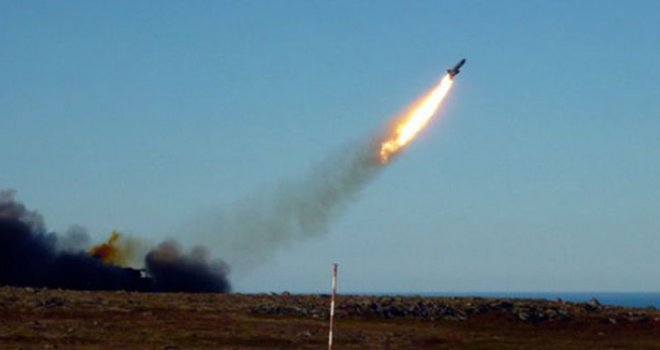Velika sramota Rusije: Testiranje raketa završilo fijaskom, pogodili stambenu zgradu