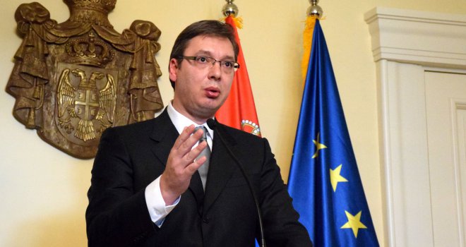 U Srbiji se raspisuju vanredni izbori, Vučić preuzima apsolutnu kontrolu nad zemljom