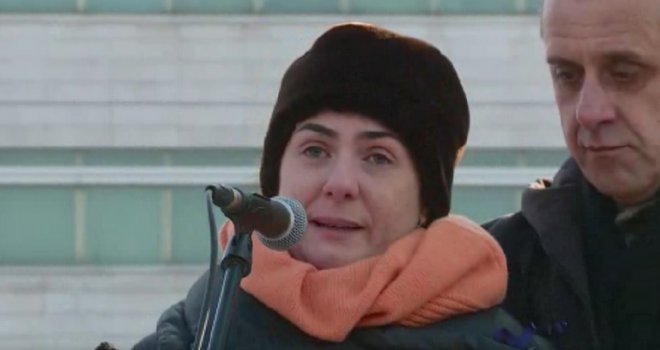 Mahirova majka Alisa u suzama: 'Fališ mi sine. Fališ mi kao zrak, kao voda, kao smisao...'
