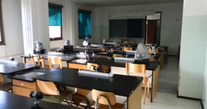 Potpisivanje grant ugovora povodom Projekta za rehabilitaciju laboratorija za mikrobiologiju i hemiju