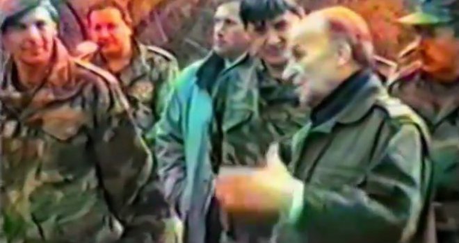 Pojavio se snimak na kojem Alija Izetbegović govori o 'zlatnim kašikama'