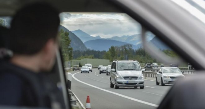 Ako putujete u ovu zemlju, pazite na nova pravila od 15. aprila: Ne rizikujte, prijete kazne i do 1.682 eura