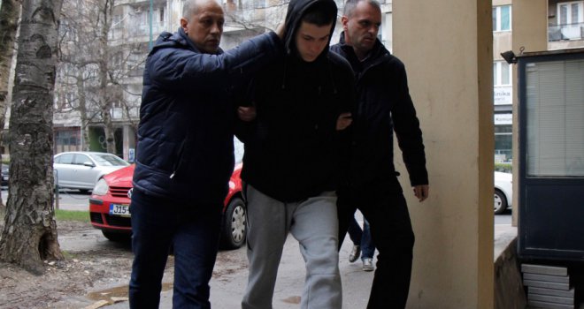 Ovo je mladić koji je na Ferhadiji pokušao ubiti Edhema Šljivu