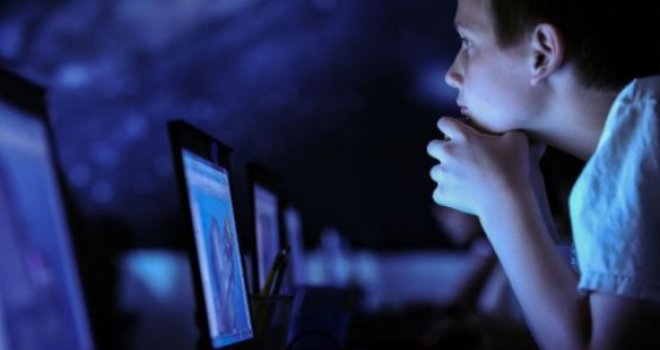 Blogera ubio muškarac s kojim se posvađao online, pronađen mrtav u toaletu s ubodnim ranama!
