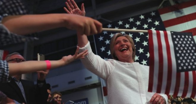 Hillary Clinton proglasila pobjedu nad Sandersom