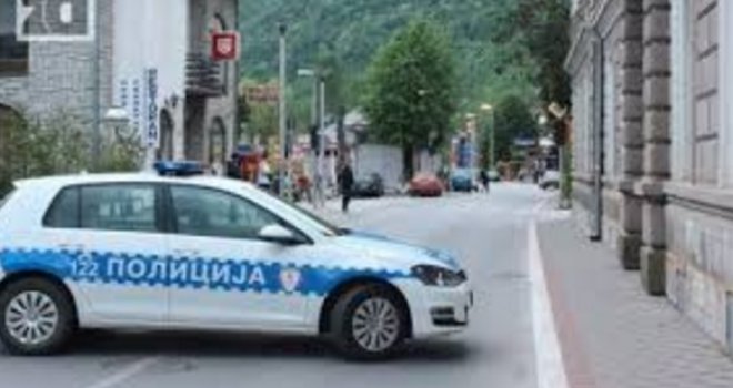 Skandalozno: MUP RS zabranio snimanje Memorijalnom centru Srebrenica! U tom Domu strijeljano je 500 Bošnjaka... 