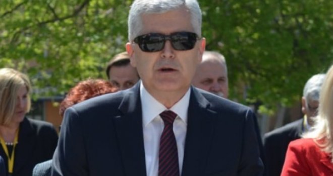 Pozadina lažnje ljutnje: Šta je, ustvari, pravi razlog Čovićevog nedolaska na sastanak sa Izetbegovićem?!