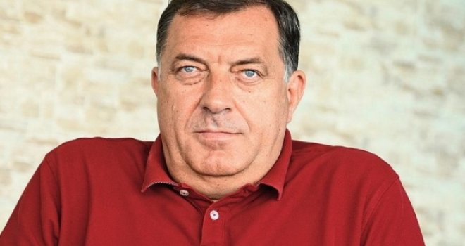 Dodik: Ne zanima me ni PIC, ni njihova saopštenja - dobio sam unuku!
