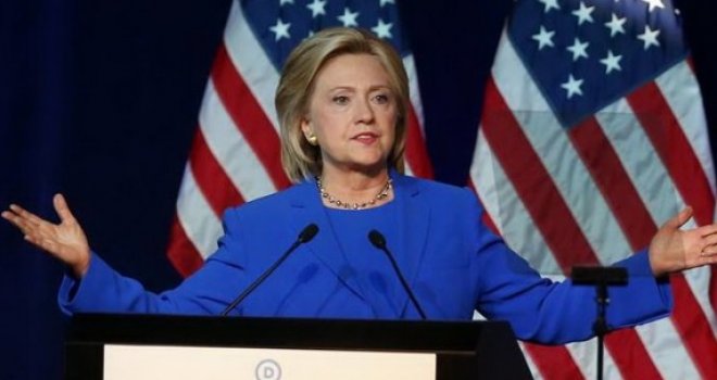 Clinton: Amerika je više podijeljena nego što smo mislili