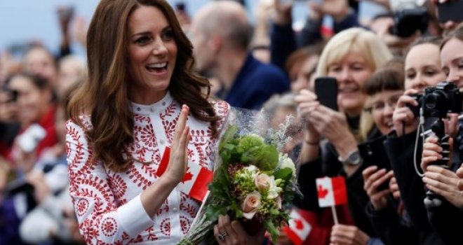 Pogledajte kako je Kate Middleton izgledala u srednjoj školi: Momci baš i nisu bili oduševljeni...