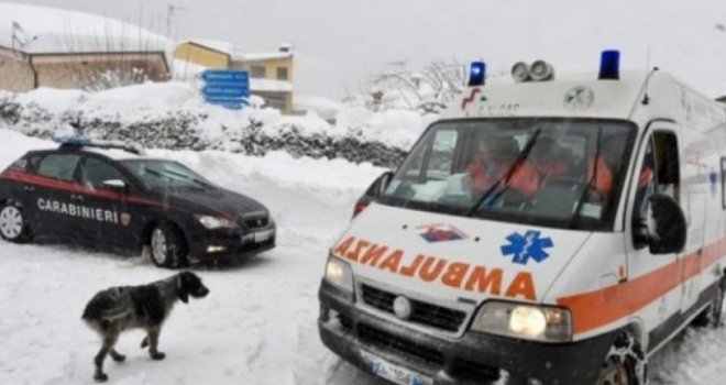 Italija: Lavina se sručila na hotel, poginulo više osoba