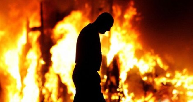 U Splitu uhapšen piroman iz BiH: Bosanac pokušao zapaliti Marjan, uhvaćen dok je potpaljivao požar