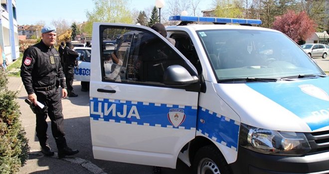 Djevojka se svom momku predstavila kao kriminalac iz Tuzle pa mu uzimala novac: On se ubio, ona dobila godinu i po zatvora