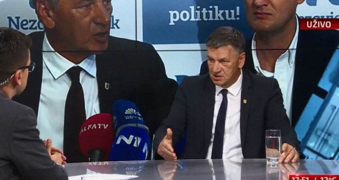 Šepić me je molio da odustanem od kandidature, a njegovo obezbjeđenje je Tuku uhvatilo za vrat i istjeralo...
