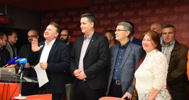 Predsjednik SDP BiH je Nermin Nikšić, Sarajevo i Tuzla uz njega!