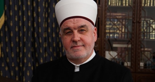 Reisu-l-ulema povodom Božića: 'Svaki blagdan je vrijeme radosti i okupljanja, želja i darivanja'