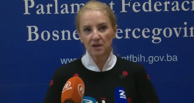 Sebiji Izetbegović oduzeto zvanje redovne profesorice