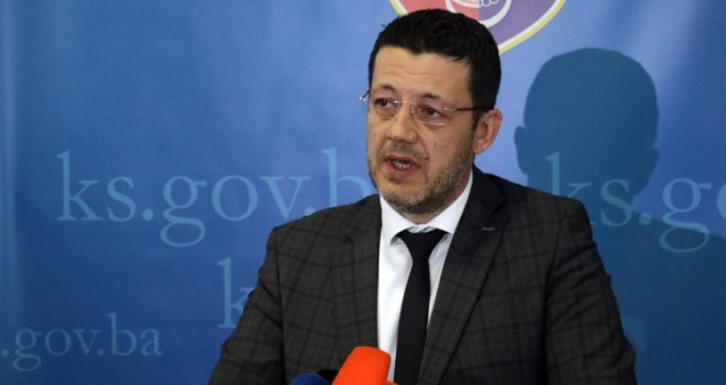 Nakon spornog snimka, Čampara se izvinio građanima, a i zamolio javnost jednu stvar