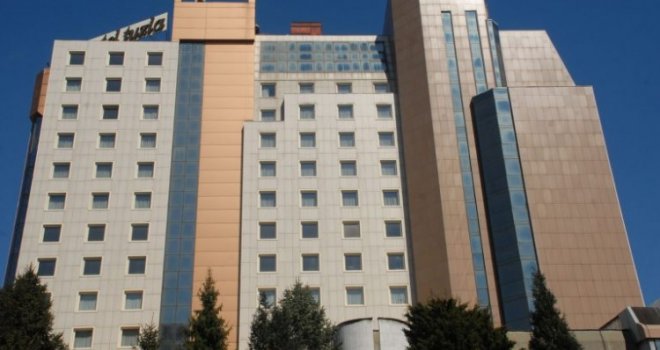 Drama u hotelu 'Tuzla': Studenti razvalili vrata i prekršili pravila karantina