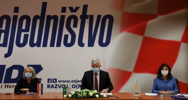 HDZ BIH: Oštro osuđujemo medijski linč protiv Katoličke crkve i kardinala Puljića, zahvalni smo mu na hrabrosti što je... 