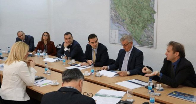 Eksperti predstavili akcioni plan i strateške smjernice Vladi Federacije BiH za jačanje ekonomije BiH