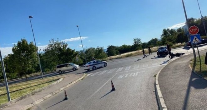 U saobraćajnoj nesreći u Livnu motociklista teže povrijeđen, prebačen u KBC Split