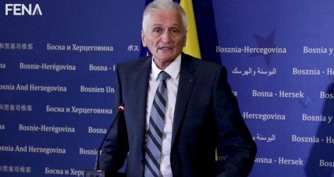 Nikola Špirić: 'Bošnjačka čaršija, gubeći tlo pod nogama, traži pomoć stranaca'