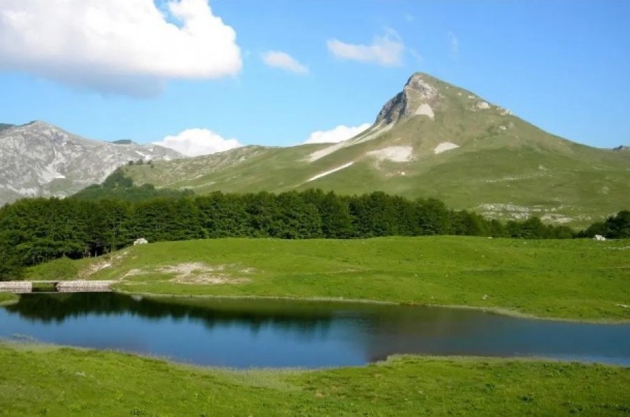 jugino-jezero jugino-jezero